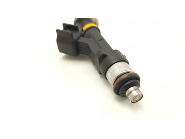 Vstřikovač 0280158103, 4221105124537   Mazda 6  pro benzínový motor 2.0  