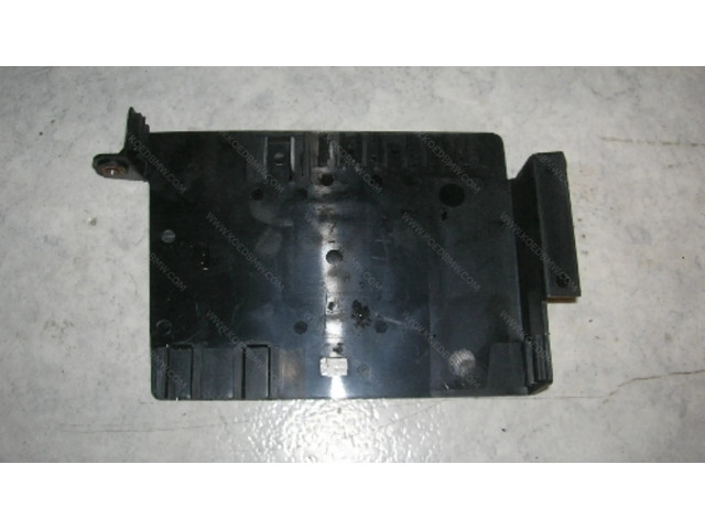   Pojistková skříňka 12901747172   BMW 5 E34 1992