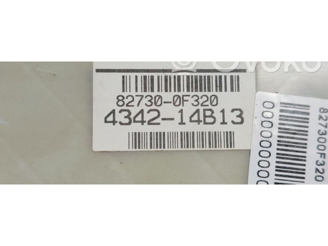   Pojistková skříňka 827300F320   Toyota Verso 2009
