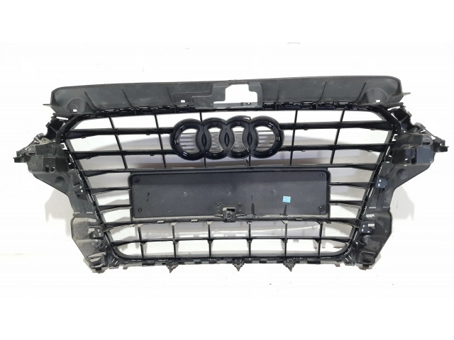 Передняя решётка Audi A3 S3 8V 2013-2019 года 8V3853651      