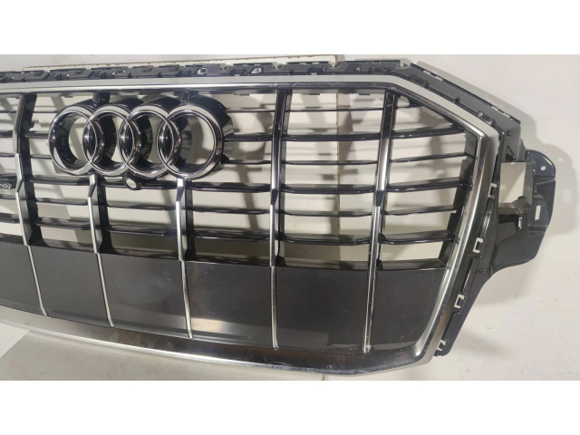 Передняя решётка Audi Q7 4M 2015- года 4M0853651AF, 4M0853651AH      