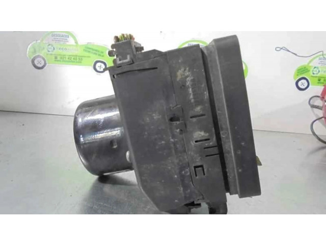 Блок АБС 2M572M110EBA, 100204-0377.4   Ford  Focus  1998-2004 года