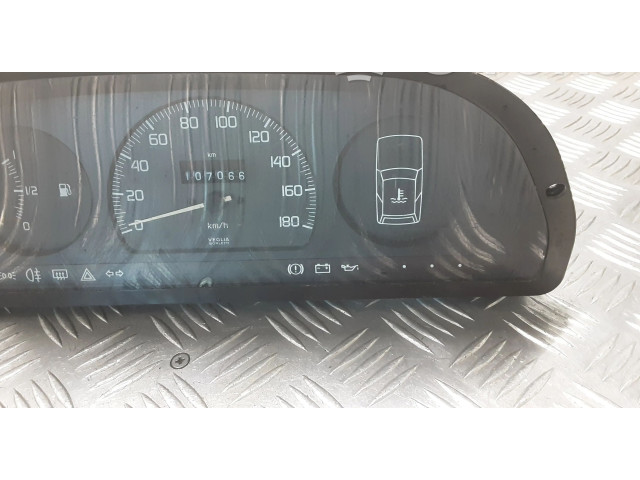 Панель приборов 6046030080   Fiat Uno       