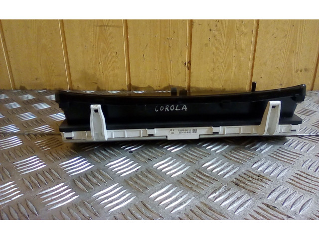 Přístrojová deska  Toyota Corolla E120 E130 2002 838001H310, 2754109180  