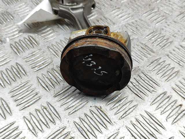  Поршень B48 A20 A 8662616, 9488343  BMW 2 F44 для бензинового двигателя 2.0