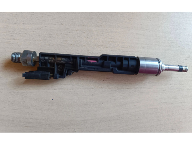 Vstřikovač 13647639994, 10213541   BMW 4 F32 F33  pro benzínový motor 3.0  