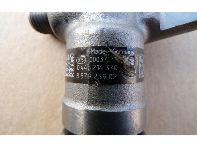 Топливная рампа 8665631, 8698787   BMW X2 F39 1.5 