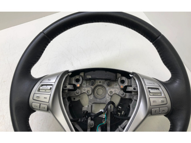 Volant Nissan X-Trail T32 2014   