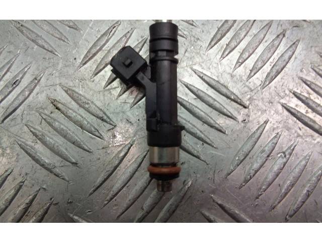 Vstřikovač 0280158205   Opel Meriva B     