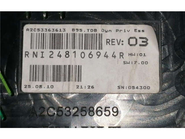 Přístrojová deska  Renault Megane III 2010 248106944R, 0090059  