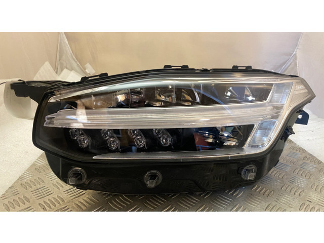 Přední světlo  levé 31468665, 31395946   Volvo XC90 2018
