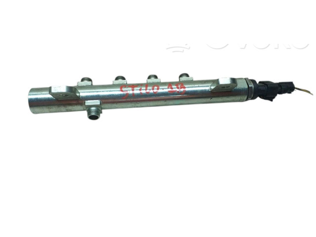 Топливная рампа 044521405, 044521405   Fiat Stilo  