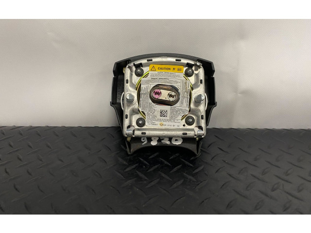 Подушка безопасности водителя 16866042, 15750887   Chevrolet Silverado