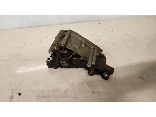 Čerpadlo oleje 7573747   BMW 5 F10 F11 3.0  