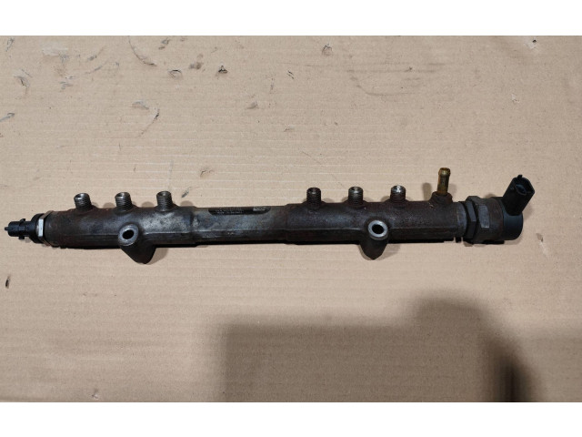 Vstřikovací lišta 30777554, 0445215023   Volvo S80    D5244T4 