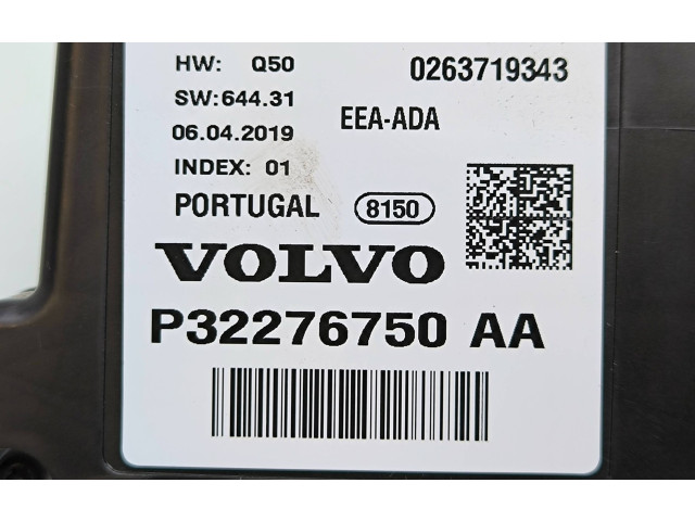 Přístrojová deska  Volvo XC60 2019 32276750  