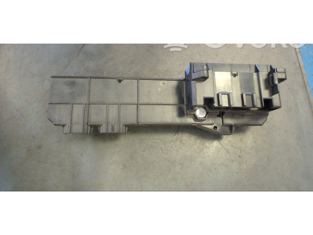 Блок предохранителей  61146957330   BMW 5 E60 E61    