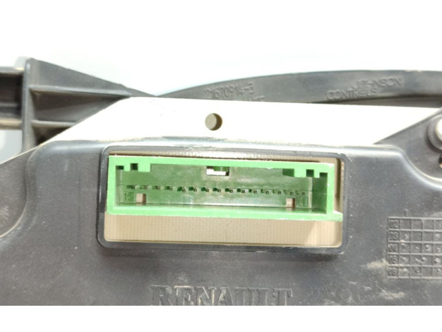 Панель приборов 8200390132   Nissan Primastar       