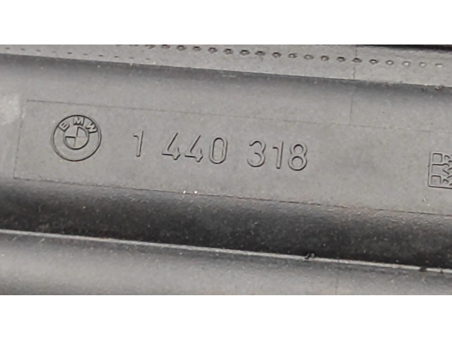Vstřikovací lišta 1440318   BMW Z4 E85 E86  pro benzínový motor 3.0 306S3 M54B30 