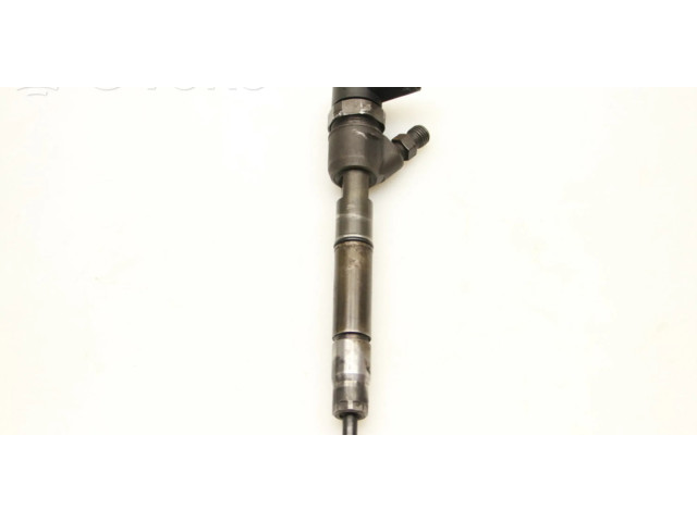Vstřikovač 338002A800   Hyundai ix35  pro naftový motor 1.7 D4FD 