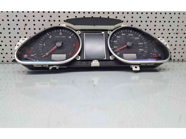 Přístrojová deska  Audi Q7 4M 2006 4L0920981B  