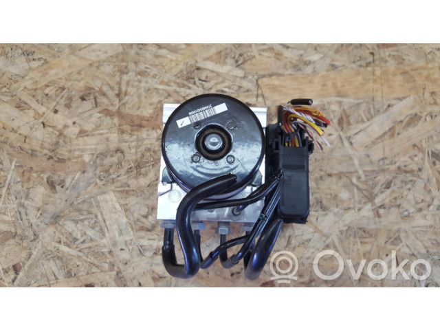Jednotka ABS P31400643, 10021209804   Volvo V40 2016