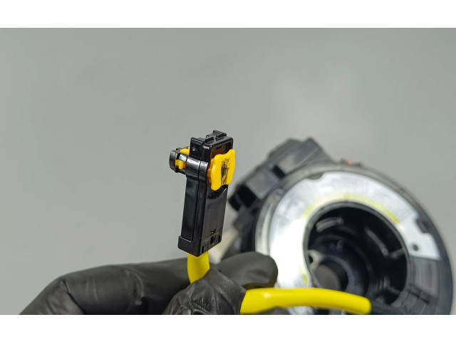Подрулевой шлейф SRS AM64J7R032533   Suzuki SX4 S-Cross