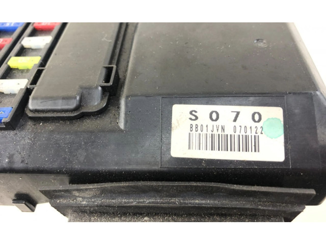 Блок предохранителей  8272050081, 8272050081   Lexus LS 460 - 600H    