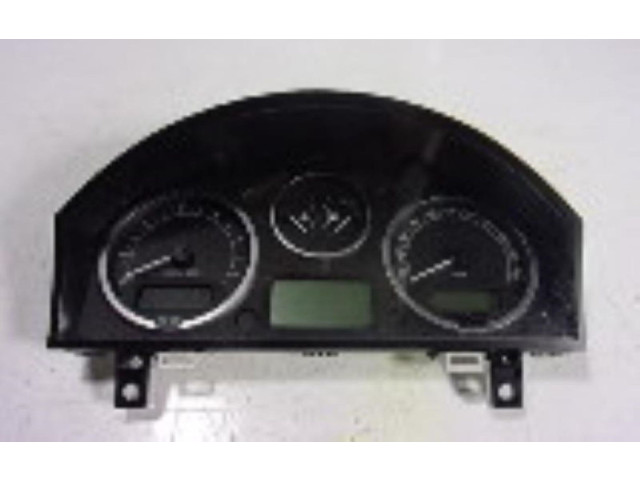 Панель приборов    Land Rover Range Rover Sport L320       