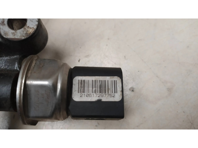 Vstřikovací lišta 210617297752   BMW 5 E39  pro naftový motor 3.0  