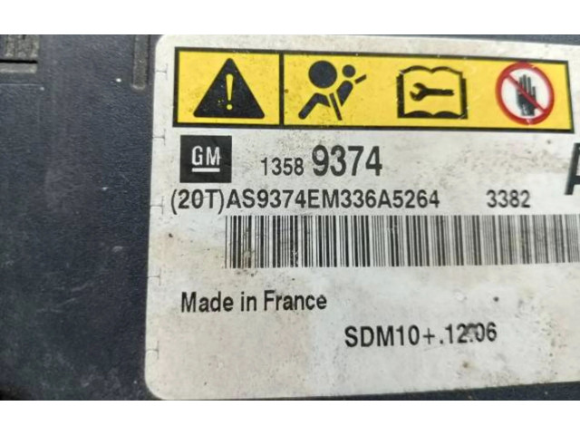 Блок подушек безопасности 13589374, SDM1041206   Vauxhall Astra J