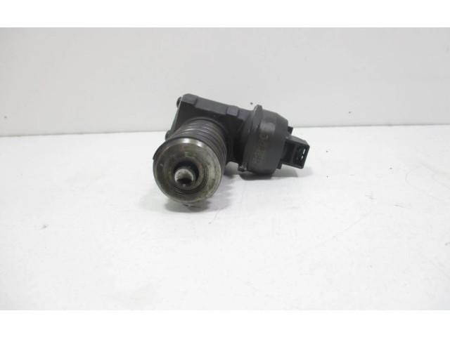 Vstřikovač 038130073BP   Seat Ibiza IV (6J,6P)     