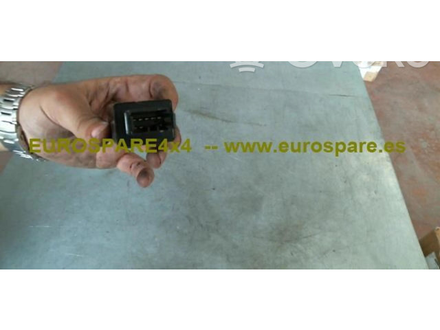   Pojistková skříňka 2E21, 4498   Mitsubishi Montero 1999