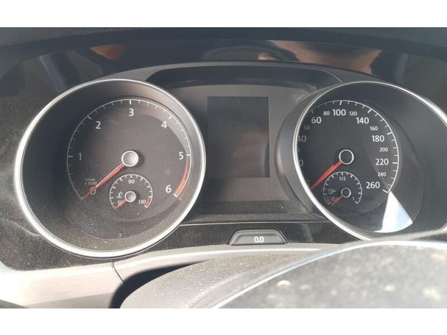Панель приборов 5TA920741A   Volkswagen Touran III       
