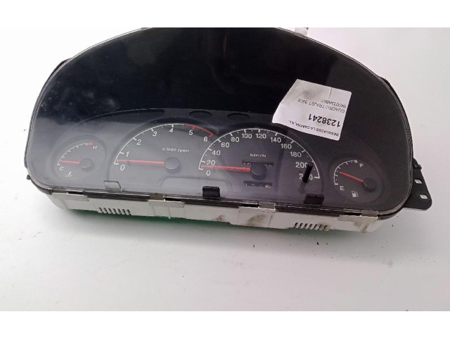 Přístrojová deska  Hyundai Trajet 2000 0208310029  