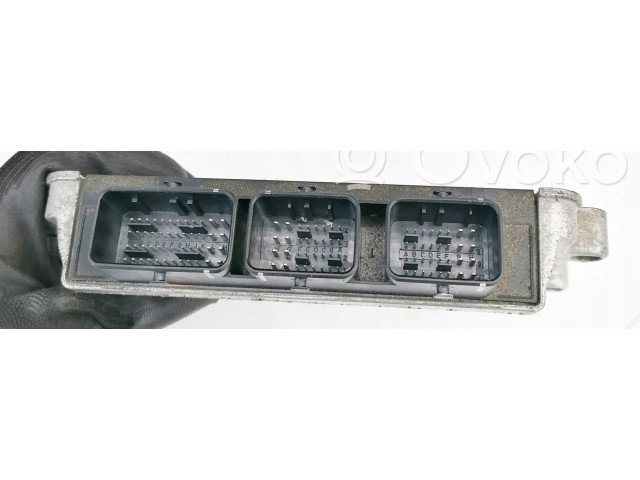 Блок управления двигателя 9661717780   Peugeot 1007