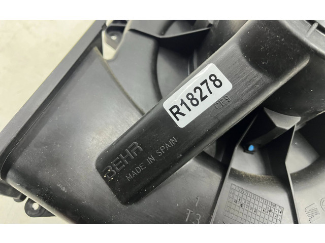 Вентилятор печки    6q1820015g   Skoda Fabia Mk2 (5J)
