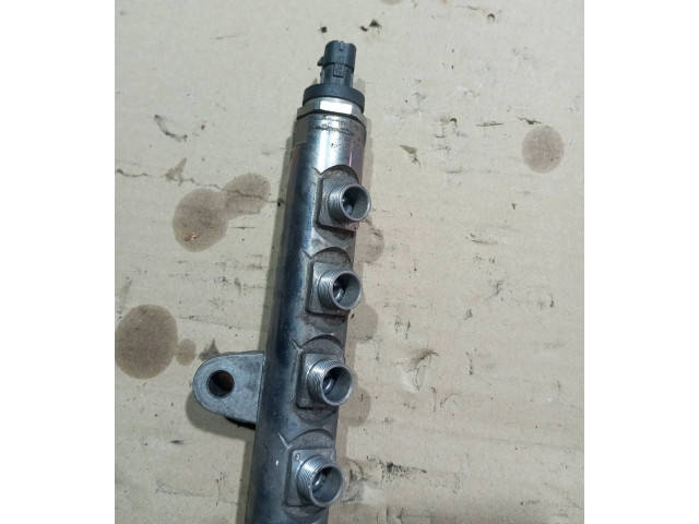 Vstřikovací lišta 0445215025, 008312L2   Volvo S80    D5244T10 