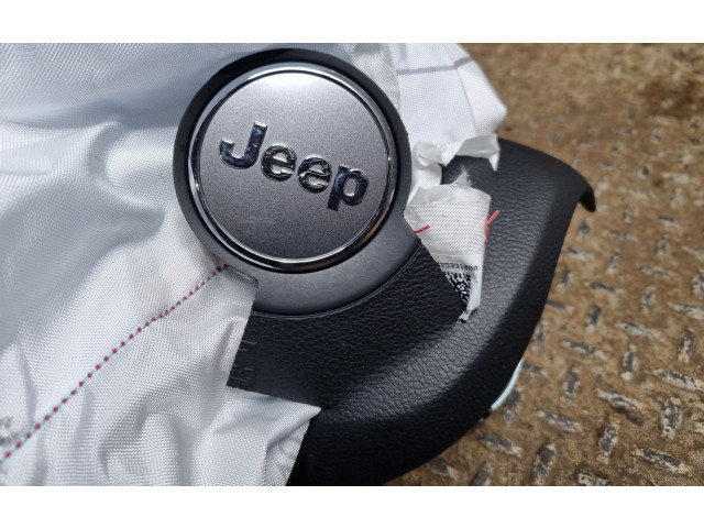 Подушка безопасности водителя 6MG521X9AC, P6MG521X9AC   Jeep Grand Cherokee