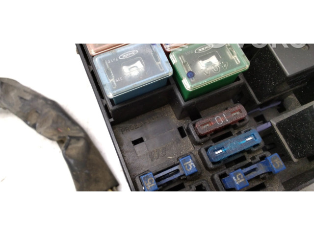 Блок предохранителей PR02000000, MB629083   Mitsubishi Colt    