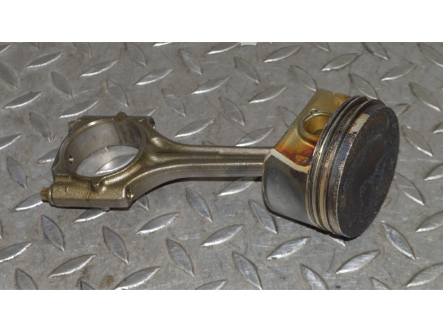 Píst 06DD   Audi A6 S6 C6 4F     