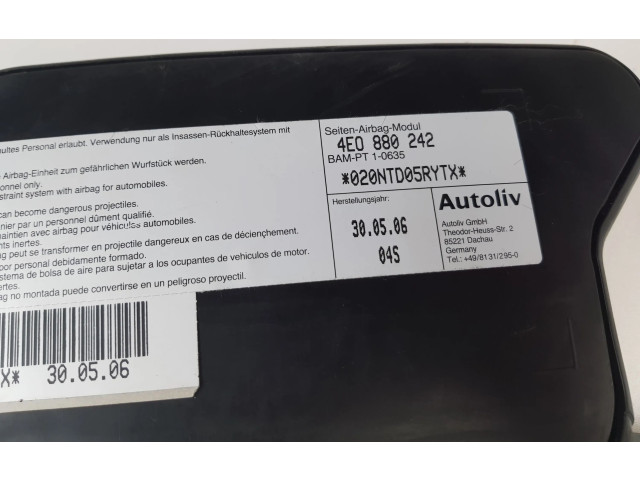 Vstřikovač 4E0880242   Audi A8 S8 D3 4E     