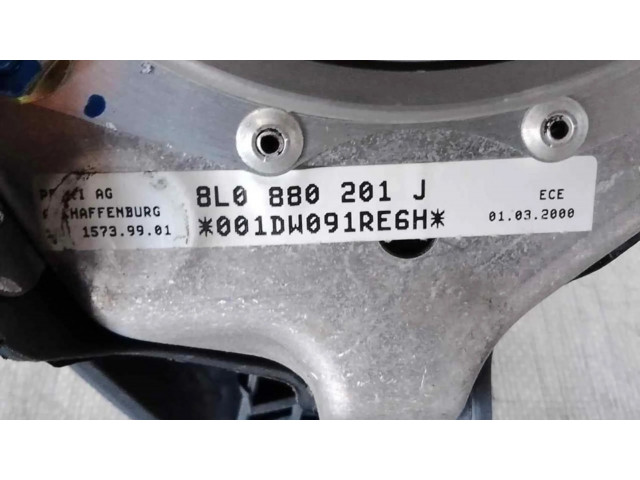 Подушка безопасности водителя 8L0880201J   Audi A3 S3 8L