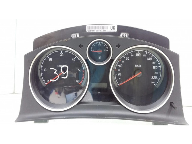 Панель приборов 13267536   Opel Astra H       