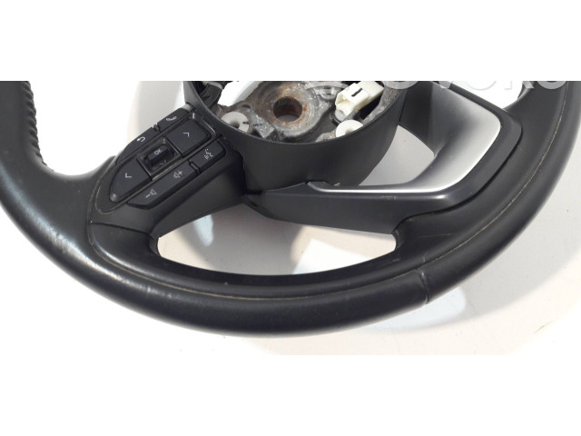 Volant Toyota Yaris XP210 2021   