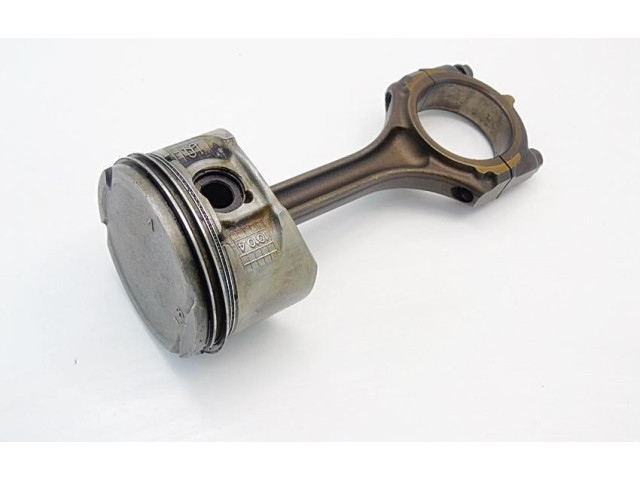  Поршень с шатуном  1010.4  Renault Megane II  
