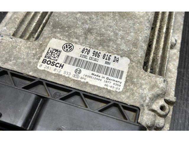 Блок управления двигателем Блок управления 070906016DA, 1039S12404   Volkswagen Touareg I