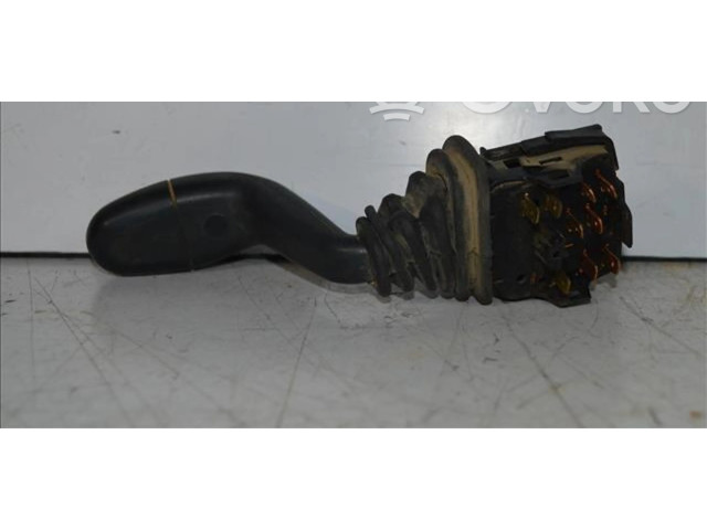 Ручка стеклоочистителей 441945260166   Skoda Felicia I