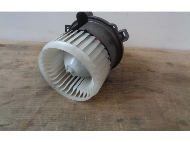 Вентилятор печки    MF0160700701, MF0160700701   Mitsubishi Colt