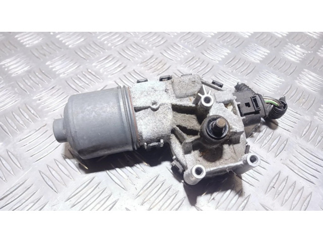 Моторчик дворников 0390241697, 8V4117508BA    Ford Kuga I